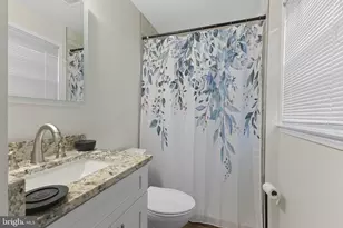 8400 Thompson Rd, Annandale, VA 22003 - Photo 24