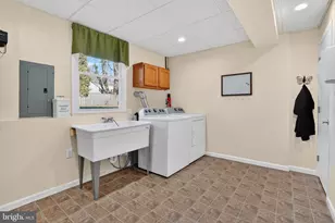 12608 Little Stones Ln, Herndon, VA 20170 - Photo 20