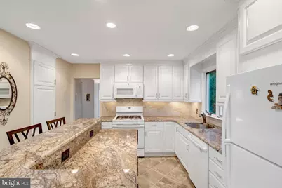 14404 Coachway Drive, Centreville, VA 20120 - Photo 4