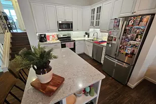 5909 Wood Sorrels Ct, Burke, VA 22015 - Photo 8