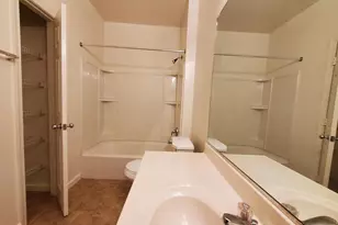 2203 Westcourt Ln, Herndon, VA 20170 - Photo 20