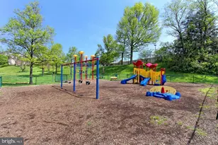 3705 S George Mason Dr, Falls Church, VA 22041 - Photo 28