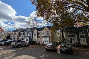 11276 Silentwood Ln, Reston, VA 20191 - Photo 4