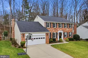 5918 Oakland Park Dr, Burke, VA 22015 - Photo 6