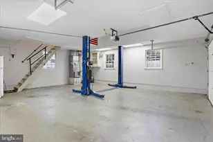 8712 Lea Ln, Alexandria, VA 22309 - Photo 32