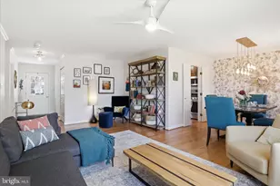 2407 Candlewood Dr, Alexandria, VA 22308 - Photo 10