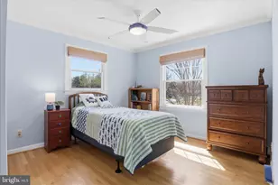 2407 Candlewood Dr, Alexandria, VA 22308 - Photo 18