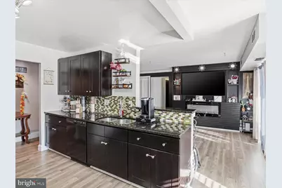 611 Center Street #104, Herndon, VA 20170 - Photo 10