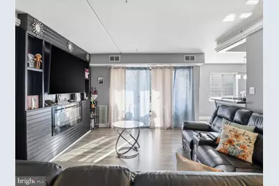 611 Center Street #104, Herndon, VA 20170 - Photo 14