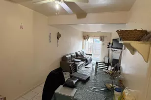 13844 Beaujolais Ct, Chantilly, VA 20151 - Photo 2