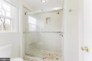 7200 Duck Ct, Springfield, VA 22152 - Photo 34