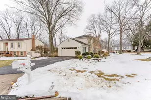 7200 Duck Ct, Springfield, VA 22152 - Photo 48