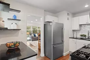 6408 Cavalier Dr, Alexandria, VA 22307 - Photo 6