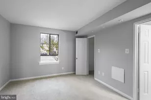 11654 Stoneview Square, Reston, VA 20191 - Photo 20