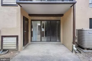 11654 Stoneview Square, Reston, VA 20191 - Photo 32