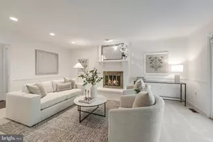 10332 Dunn Meadow Rd, Vienna, VA 22182 - Photo 16