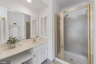 10332 Dunn Meadow Rd, Vienna, VA 22182 - Photo 42