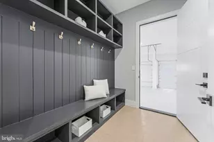 1052 Balls Hill Rd, McLean, VA 22101 - Photo 14