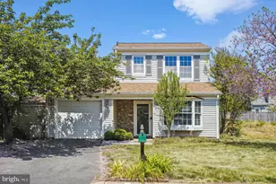13508 Coates Ln, Herndon, VA 20171 - Photo 2