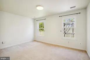 13508 Coates Ln, Herndon, VA 20171 - Photo 28