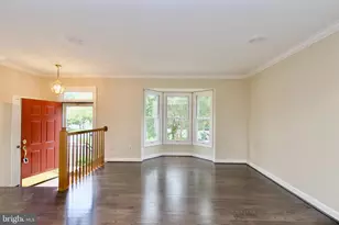 6211 Glenshire Row, Alexandria, VA 22315 - Photo 6