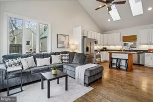 6215 Edison Dr, Alexandria, VA 22310 - Photo 30