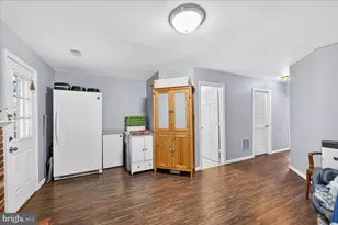 14200 Beddingfield Way, Centreville, VA 20121 - Photo 4