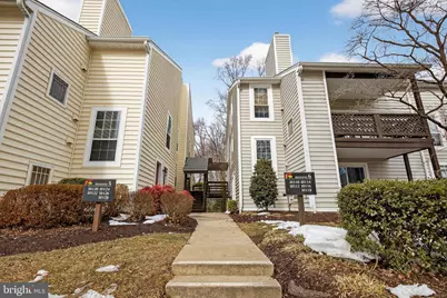 10114 Oakton Terrace Road, Oakton, VA 22124 - Photo 1