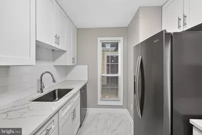 10114 Oakton Terrace Road, Oakton, VA 22124 - Photo 4