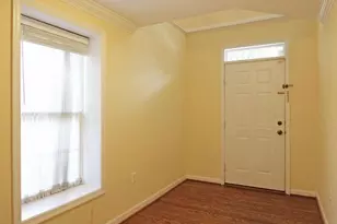 11799 Valley Ridge Cir, Fairfax, VA 22033 - Photo 2