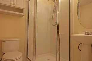 11799 Valley Ridge Cir, Fairfax, VA 22033 - Photo 8