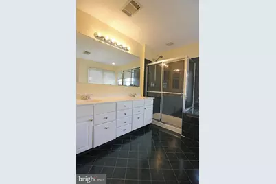 11799 Valley Ridge Circle, Fairfax, VA 22033 - Photo 36