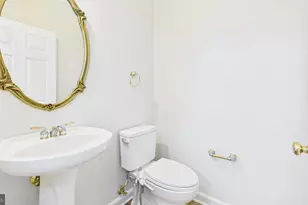 12413 Dorforth Dr, Fairfax, VA 22033 - Photo 4