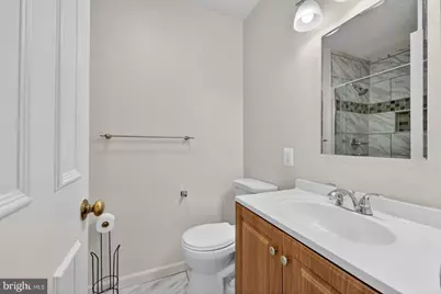 6903 Sandra Marie Circle #B, Alexandria, VA 22310 - Photo 12