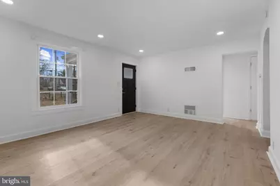 3284 Annandale Road, Falls Church, VA 22042 - Photo 12