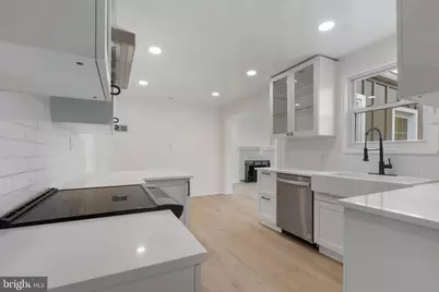 3284 Annandale Road, Falls Church, VA 22042 - Photo 10