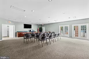 12101 Green Leaf Ct, Fairfax, VA 22033 - Photo 32