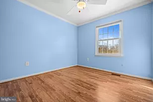 8309 Magic Leaf Rd, Springfield, VA 22153 - Photo 34