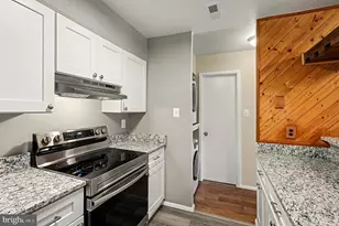3936 Woodhue Pl, Alexandria, VA 22309 - Photo 8