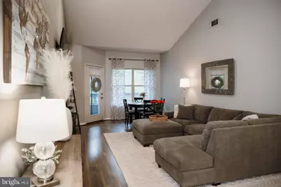 4408 Helmsford Lane #302, Fairfax, VA 22033 - Photo 4