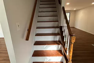 2755 Viking Dr, Herndon, VA 20171 - Photo 2