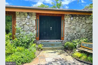 10809 Nicholsridge Road, Great Falls, VA 22066 - Photo 2