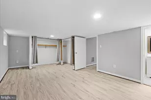 2146 Golf Course Dr, Reston, VA 20191 - Photo 22