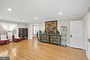 2928 Hunter Rd, Fairfax, VA 22031 - Photo 8