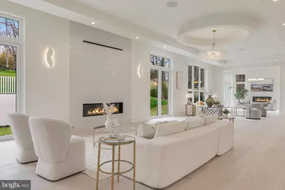 8757 A Brook Road, McLean, VA 22102 - Photo 10