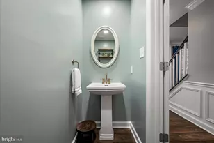 15466 Meherrin Dr, Centreville, VA 20120 - Photo 6