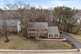 15466 Meherrin Dr, Centreville, VA 20120 - Photo 2