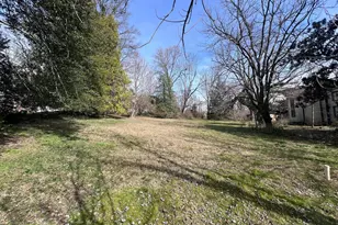 9338 Lee St, Burke, VA 22015 - Photo 2