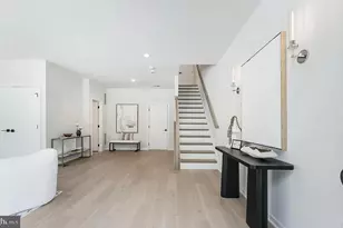 11748 Sunrise Valley Dr, Reston, VA 20191 - Photo 14