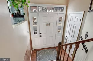 14135 Betsy Ross Ln, Centreville, VA 20121 - Photo 4